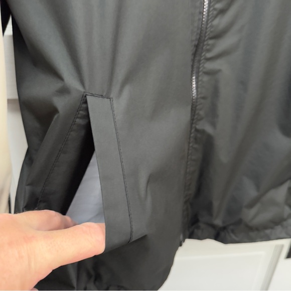 Hard Rock Park Lightweight Windbreaker Jacket Men’s Large - Picture 6 of 14